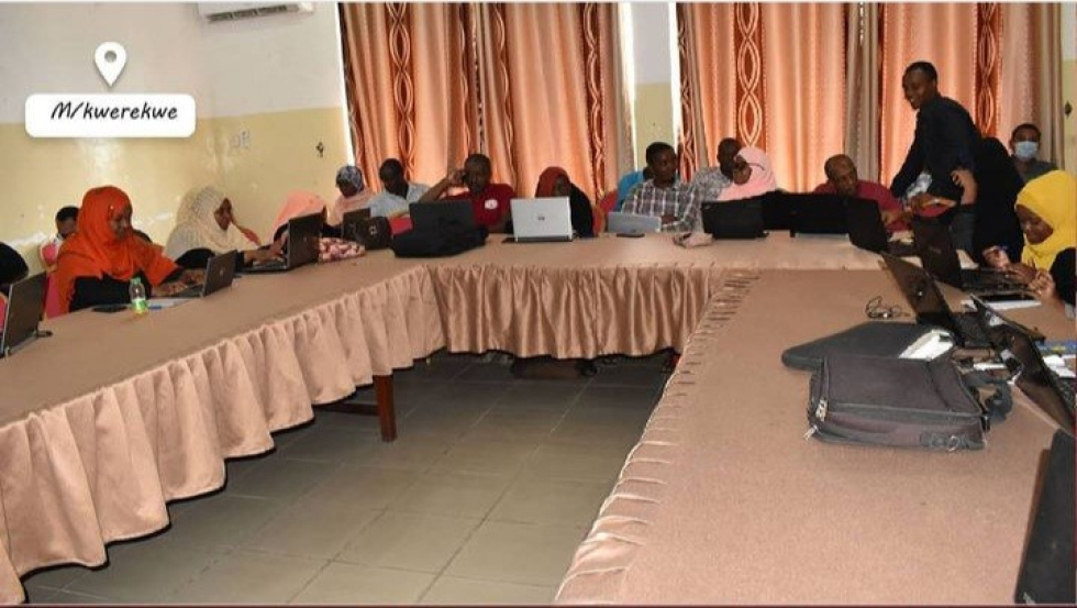 Kick-off meeting to collect opinions and information for database system